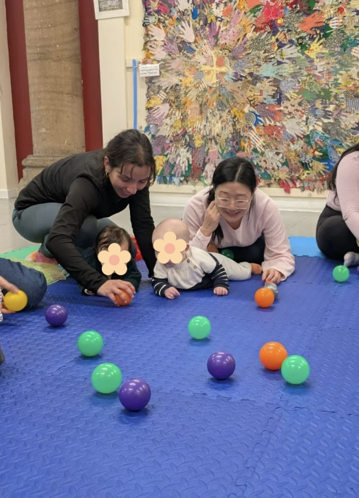Parents and babies at a Rhythm and Rhyme sensory session